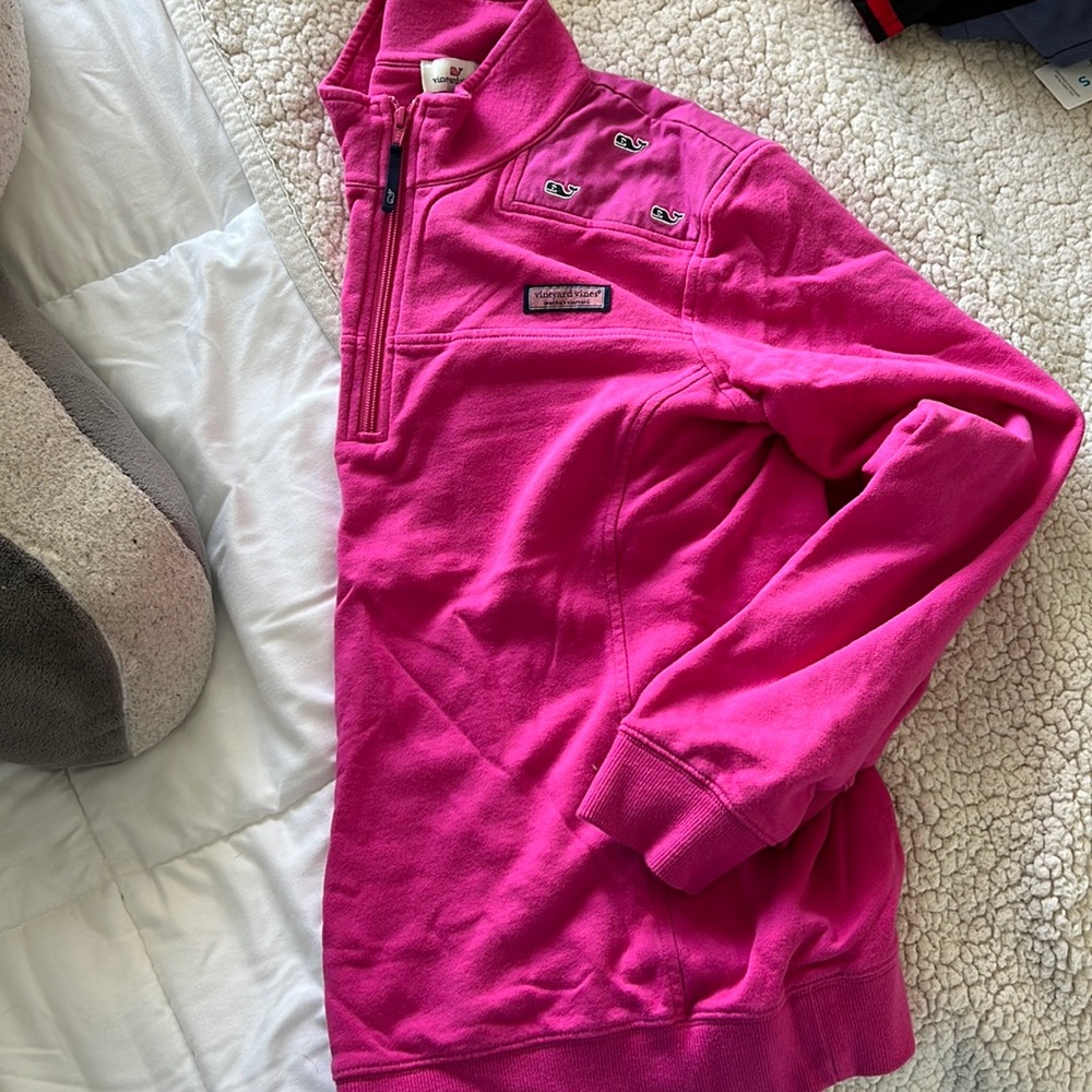 Vineyard vines quarter zip. EUC